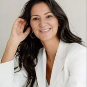 Meet your Posher, Diane